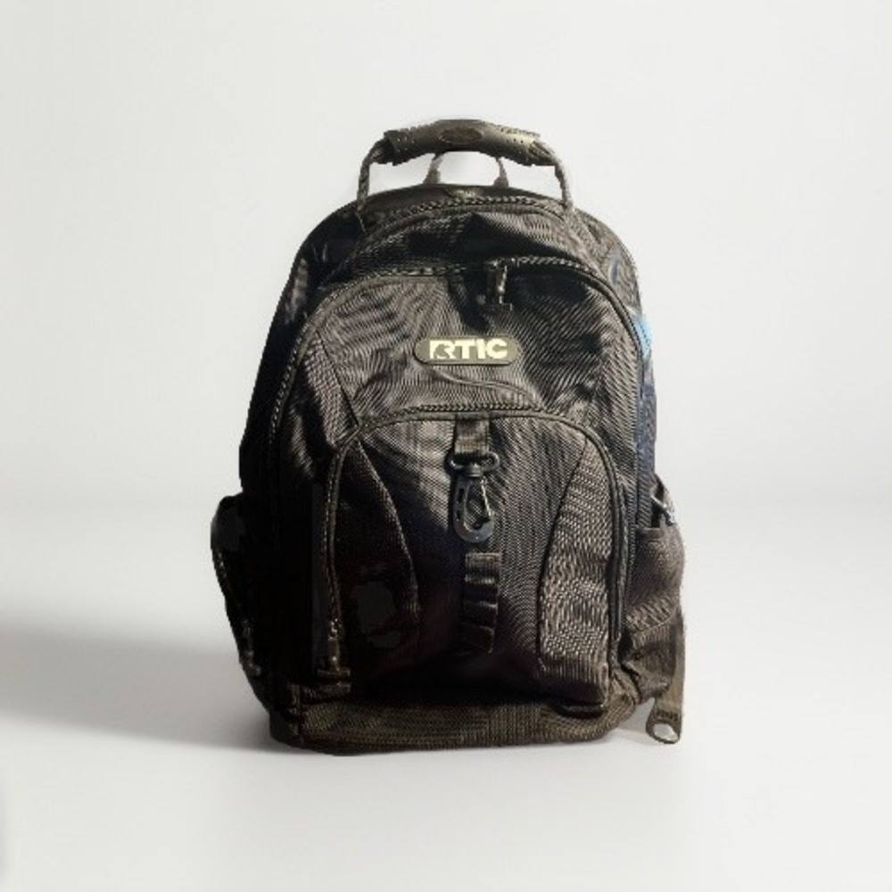 RTIC Summit Laptop Backpack Black Tech Travel Bag‎ Charging Port